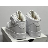 Кроссовки Nike Air Force 1 Mid White с мехом