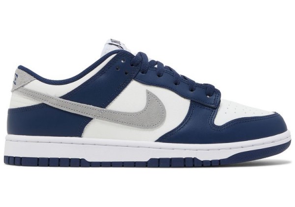 Nike Dunk Low Midnight Navy Smoke Grey