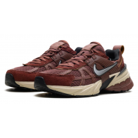 Nike V2K Run Dark Pony
