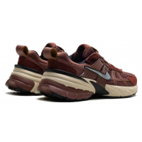 Nike V2K Run Dark Pony