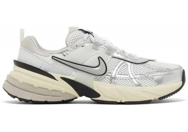 Nike V2K Run Summit White