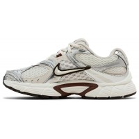 Nike V5 RNR Sail Fauna Brown