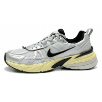 Nike V2K Run Silver Black