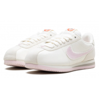 Nike Cortez Valentine's Day 2025