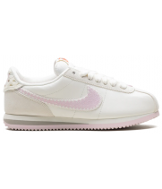 Nike Cortez Valentine's Day 2025