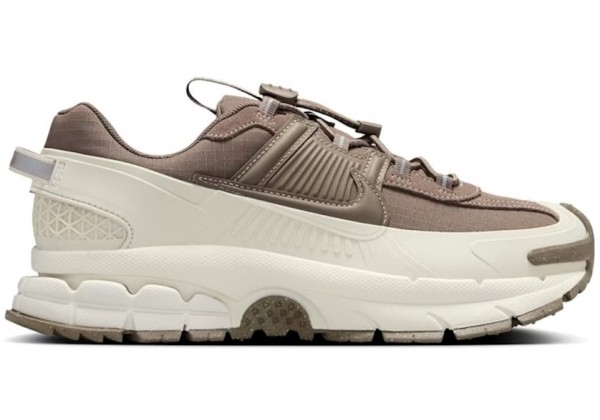 Nike Air Zoom Vomero 5 Roam Light Bone Mink Brown