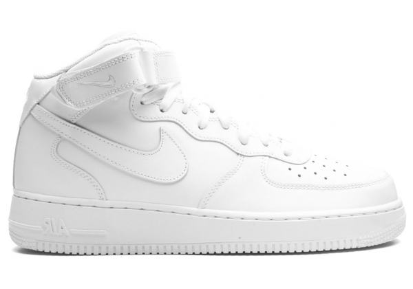 Nike Air Force 1 Mid White с мехом