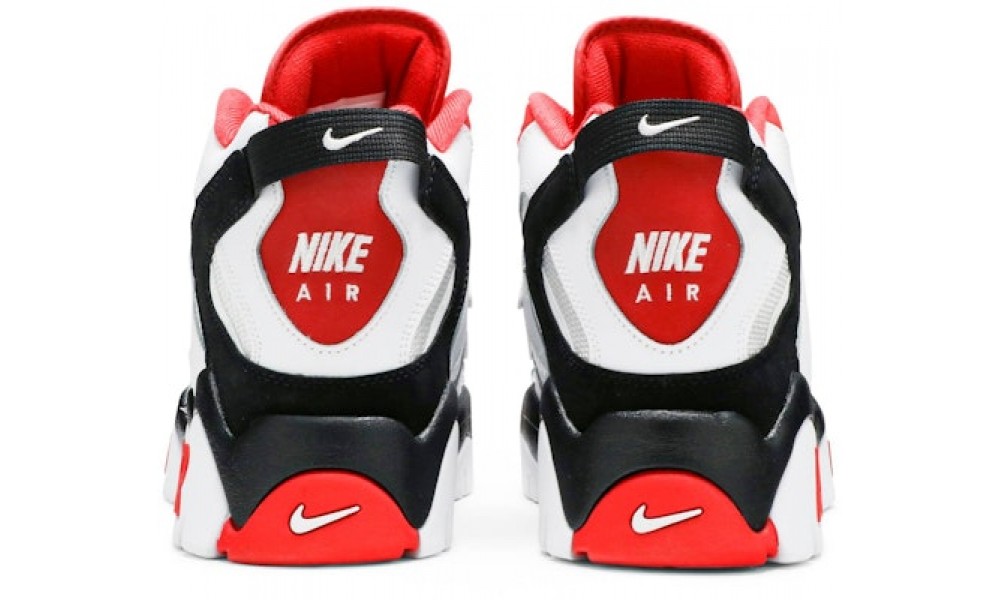 Nike Air Barrage Mid University Red