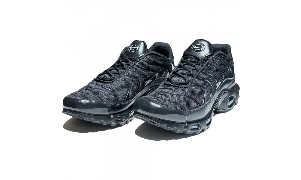 Air max tn ultra 2025 triple black