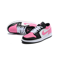 Nike Air Jordan 1 Low розово-белые с черным