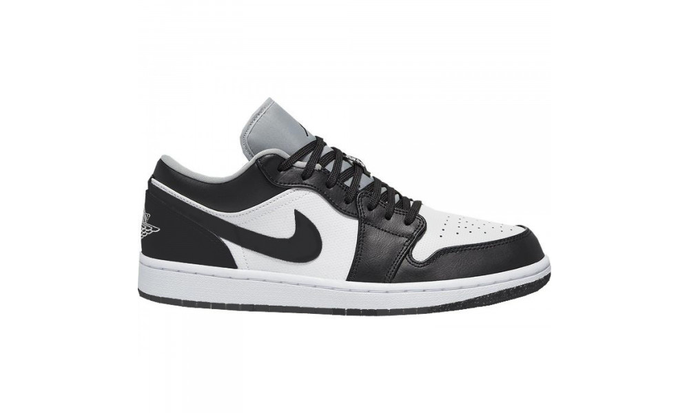 black and white jordan 1 low dunk