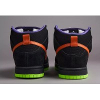 Кроссовки Nike SB Dunk Mid Night Of Mischief зимние