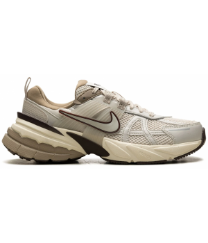 Nike V2K Run Light Orewood Brown