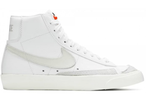 Nike Blazer 77 Vintage Mid Light Bone