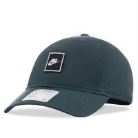 Бейсболка Nike Futura Patch Curve Brim